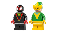 Load image into Gallery viewer, LEGO Marvel Spin and Electro set minifigures with Spider-Man and Electro characters from Marvel