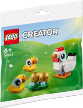 Load image into Gallery viewer, Brick Shack LEGO Easter Chickens polybag featuring Creator hen with two chicks eggs and grass base