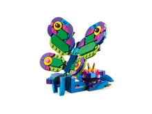 Load image into Gallery viewer, LEGO 31157: Creator 3-in-1: Exotic Peacock
