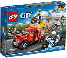 Load image into Gallery viewer, LEGO 60137: City: Tow Truck Trouble
