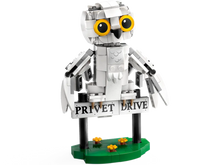 Load image into Gallery viewer, LEGO 76425: Harry Potter: Hedwig at 4 Privet Drive
