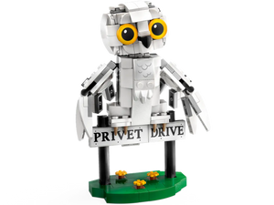 LEGO 76425: Harry Potter: Hedwig at 4 Privet Drive