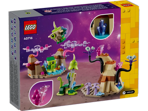 LEGO 40716 Alien Planet Habitat boxed set by Brick Shack featuring alien creatures and space landscape pieces