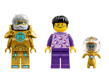 Load image into Gallery viewer, Three LEGO minifigures from LEGO Dreamzzz Mr. Oz&#39;s Space Car set including a golden armored figure, a purple-clad character, and a small astronaut
