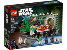 Load image into Gallery viewer, LEGO Millennium Falcon Holiday Diorama Star Wars set with festive characters and 282 pieces for ages 8 and up
