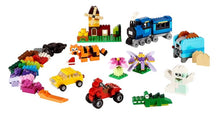 Load image into Gallery viewer, LEGO 10696: Creative Medium Creative Brick Box
