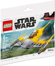 Load image into Gallery viewer, LEGO Star Wars Naboo Starfighter polybag featuring detailed mini model from Brick Shack, ideal for collectors and building enthusiasts.
