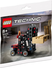 Load image into Gallery viewer, LEGO 30655: Technic: Forklift with Pallet polybag
