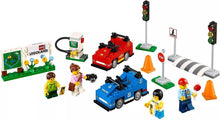 Load image into Gallery viewer, LEGO 40347: LEGOLAND Driving School
