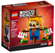 Load image into Gallery viewer, LEGO 40352: Brickheadz: Thanksgiving Scarecrow
