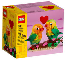 Load image into Gallery viewer, LEGO 40522: Valentine Lovebirds
