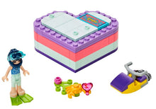 Load image into Gallery viewer, LEGO 41385: Friends: Emma&#39;s Summer Heart Box
