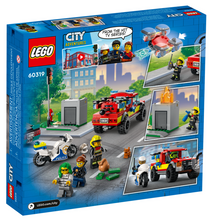 Load image into Gallery viewer, LEGO 60319: City: Fire Rescue &amp; Police Chase
