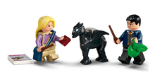 Load image into Gallery viewer, LEGO 76400: Harry Potter: Hogwarts Carriage and Thestrals
