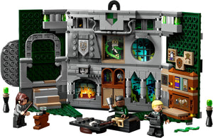 LEGO 76410: Harry Potter: Slytherin House Banner